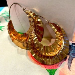 Sassy Jones vintage hoops Earrings Rose Gold feather light